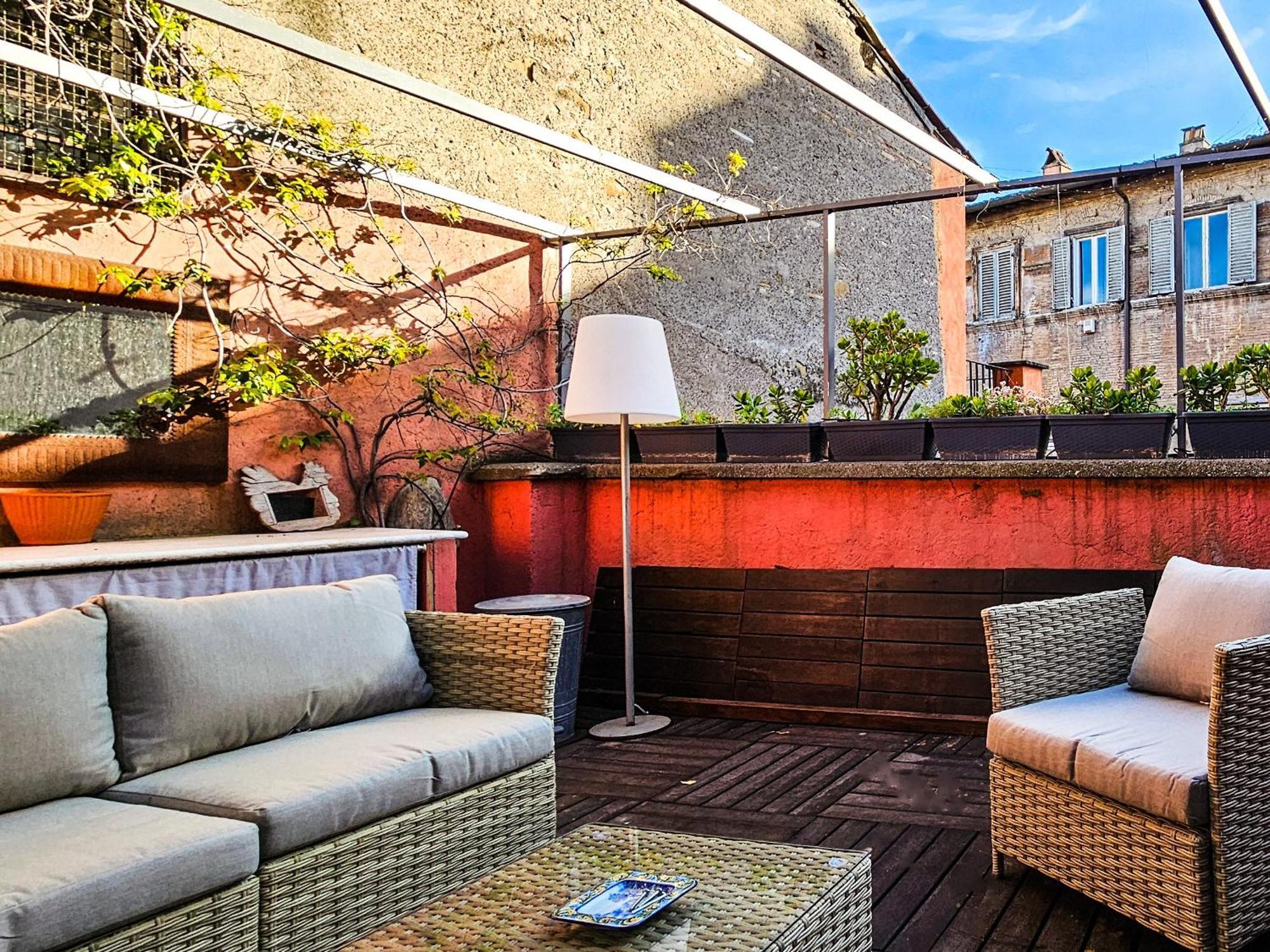 Apartment Monserrato Rom